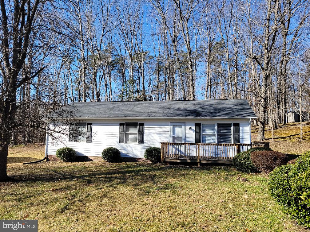 SURRY WOODS - Residential Lease