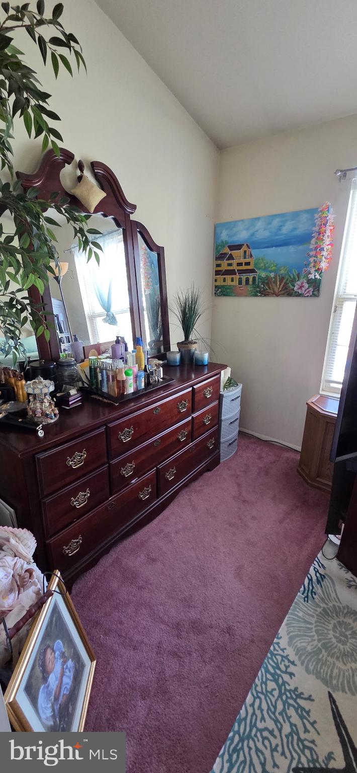 WHISPERING RIDGE - Residential