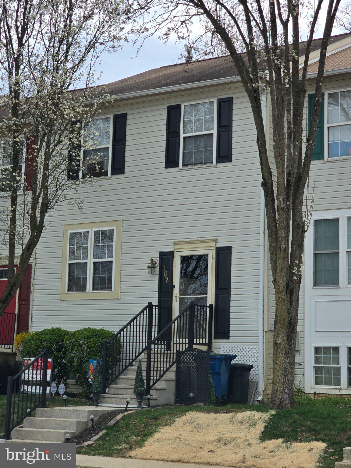 WHISPERING RIDGE - Residential