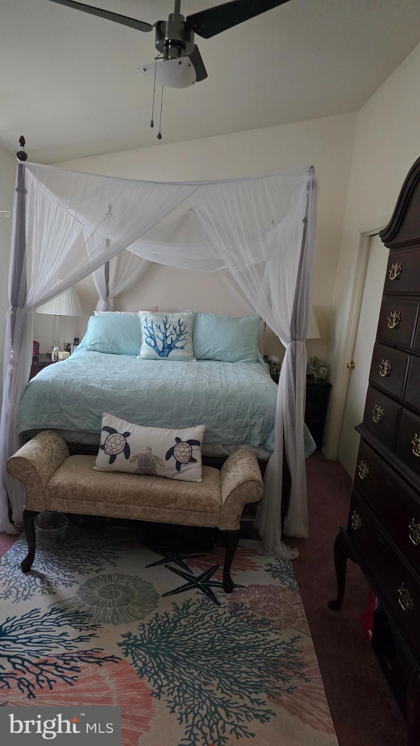 WHISPERING RIDGE - Residential