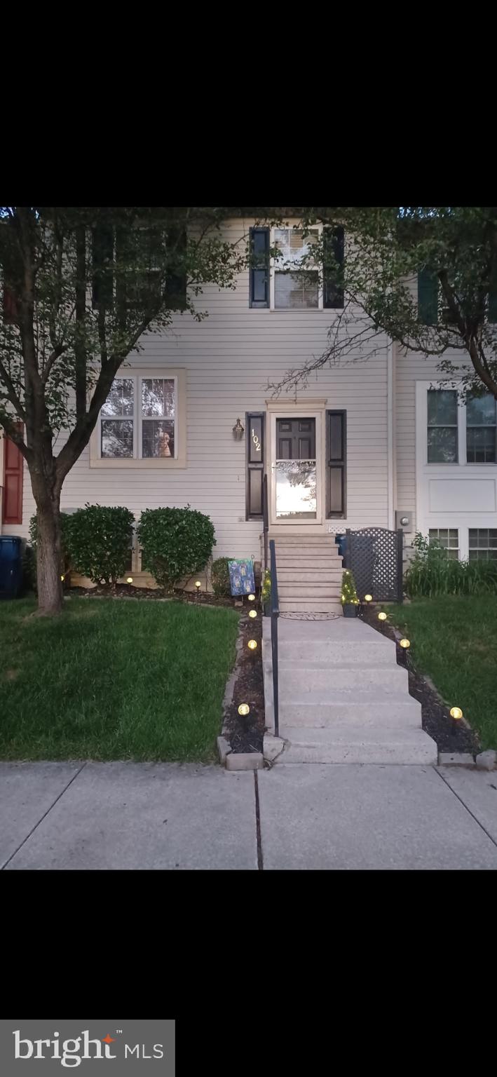 WHISPERING RIDGE - Residential