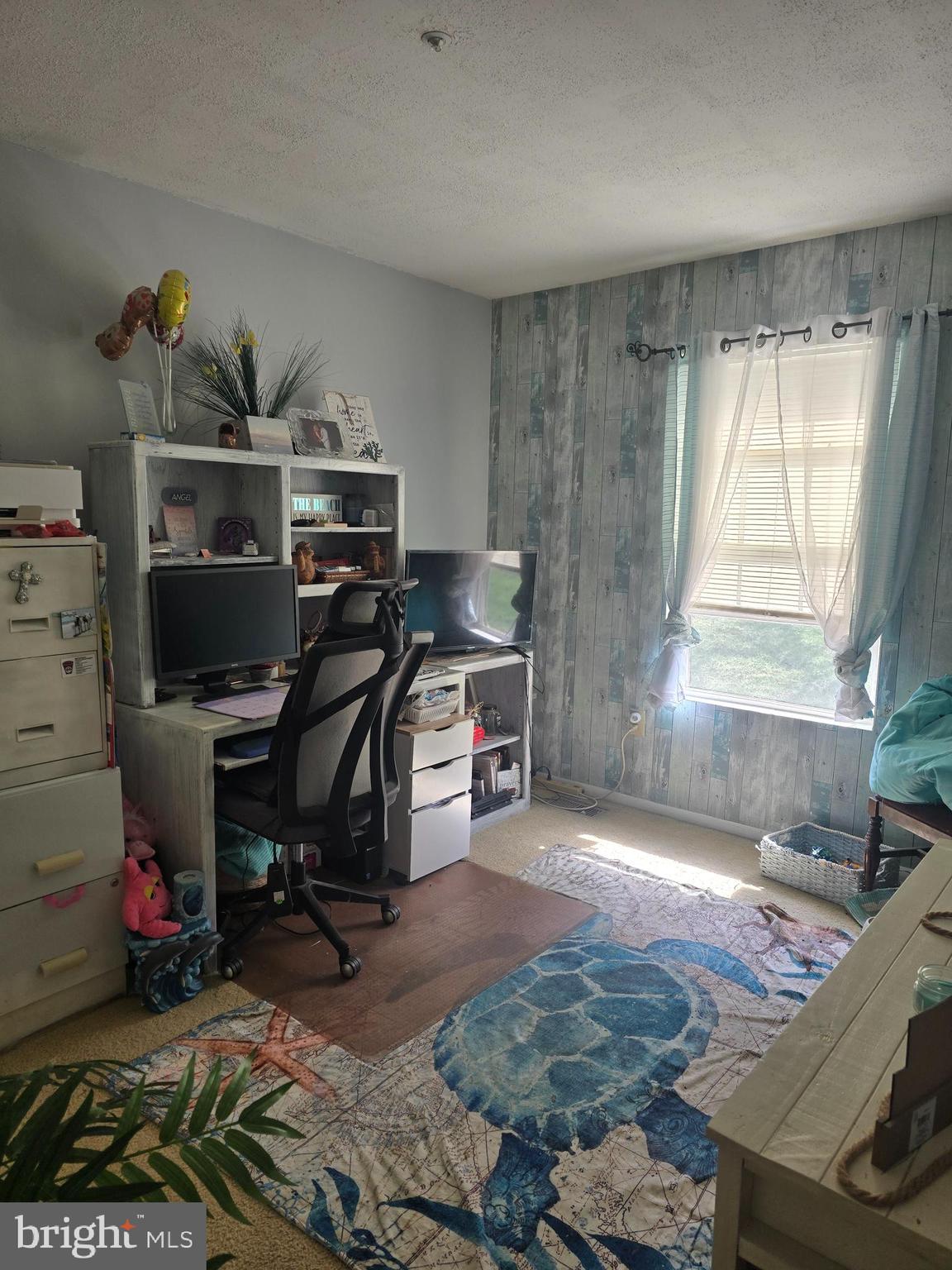 WHISPERING RIDGE - Residential