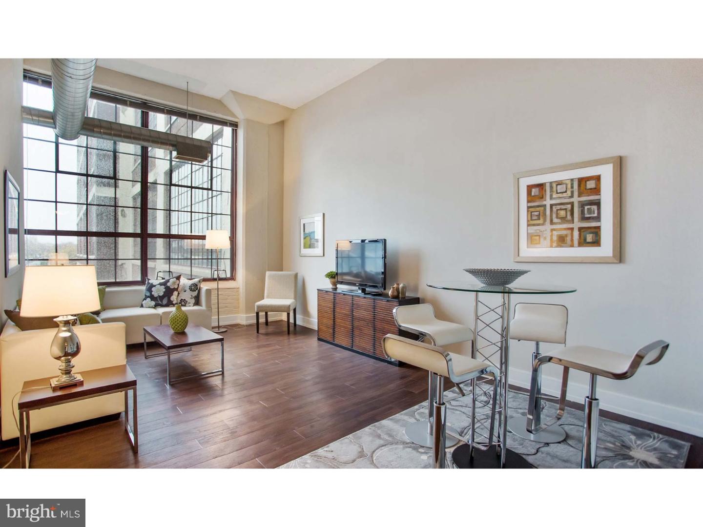 FITLER SQUARE - Residential Lease