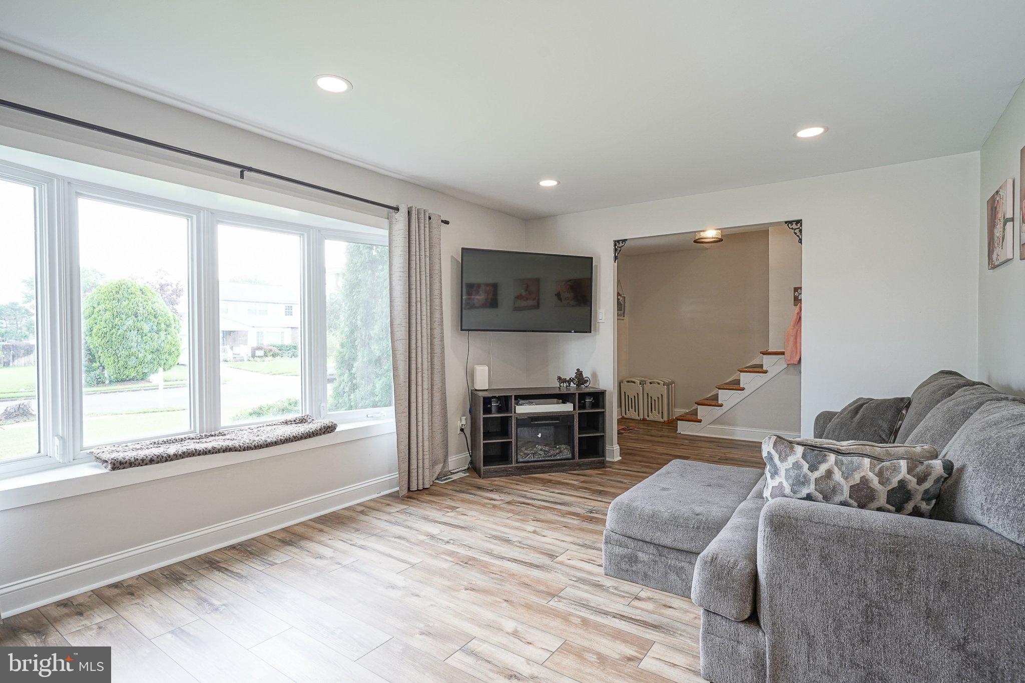 15 POLARIS ROAD
