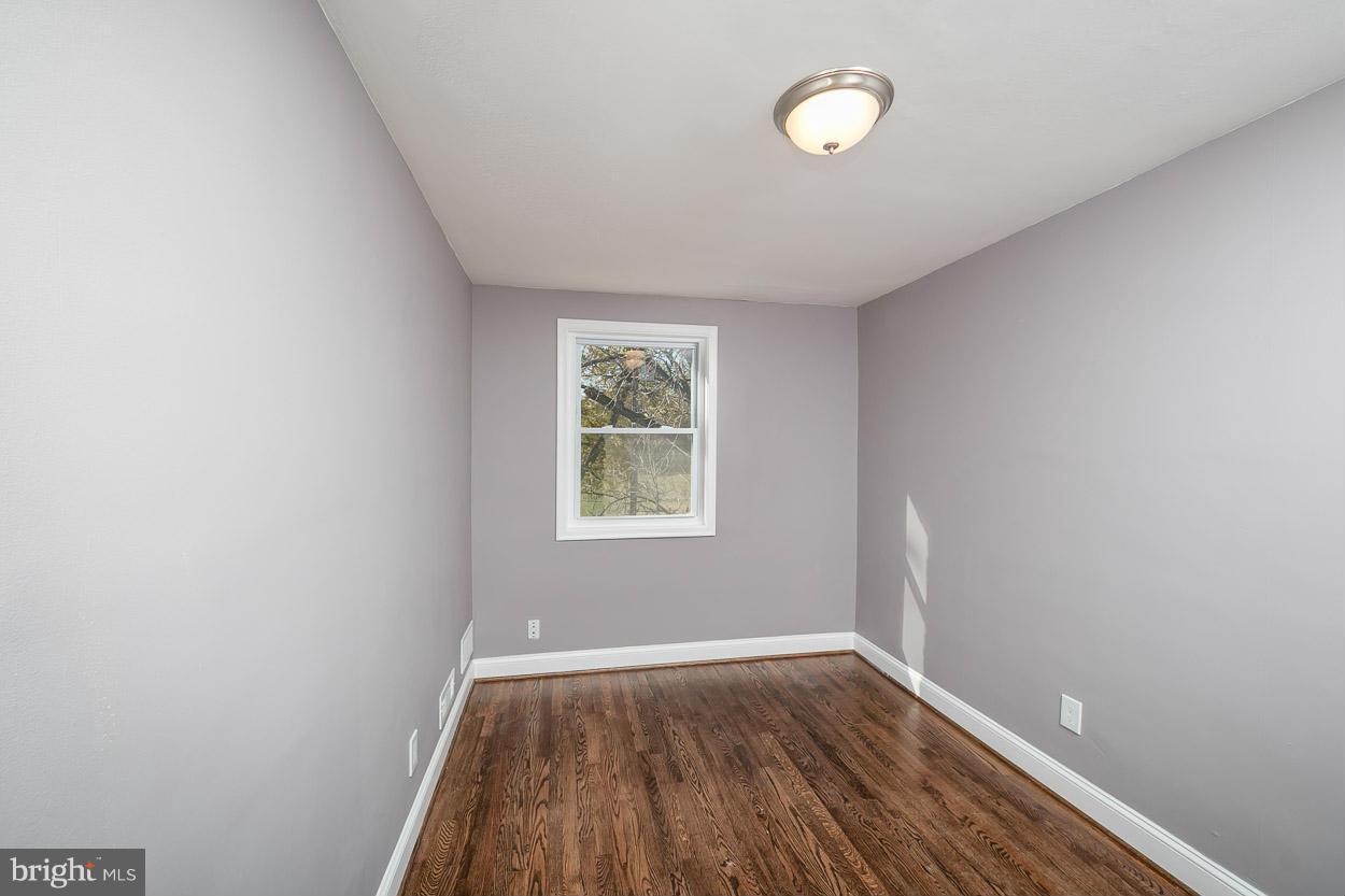 WEST HILLS - Residential