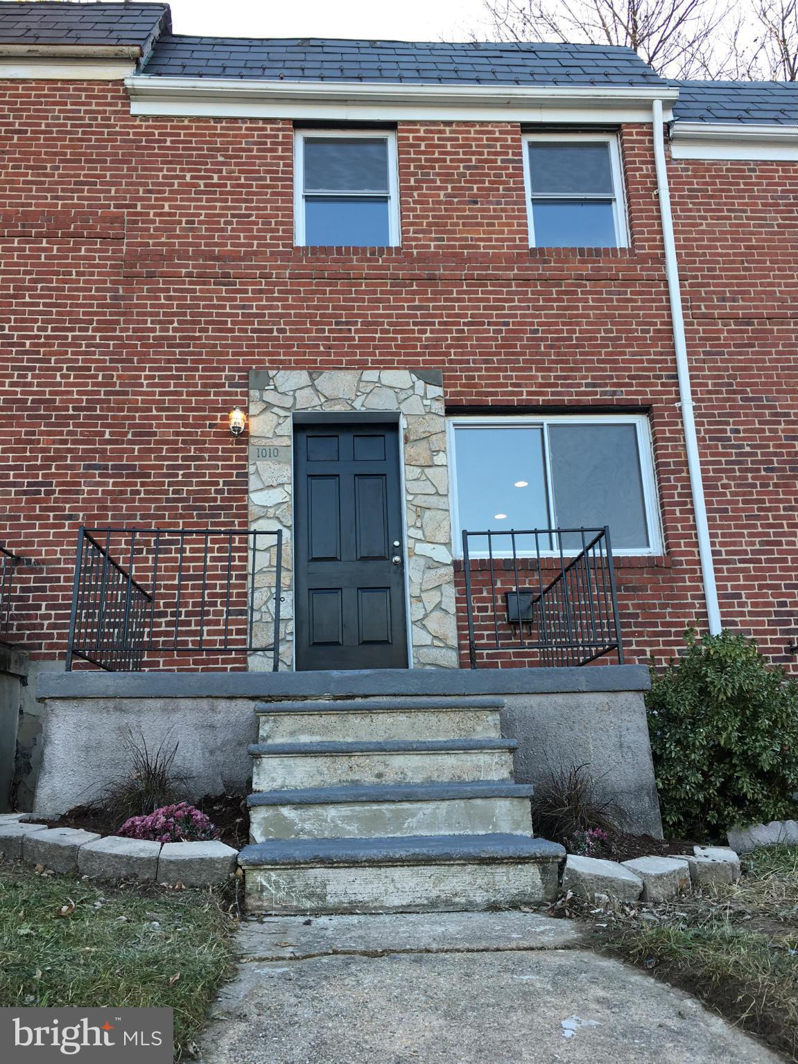 WEST HILLS - Residential