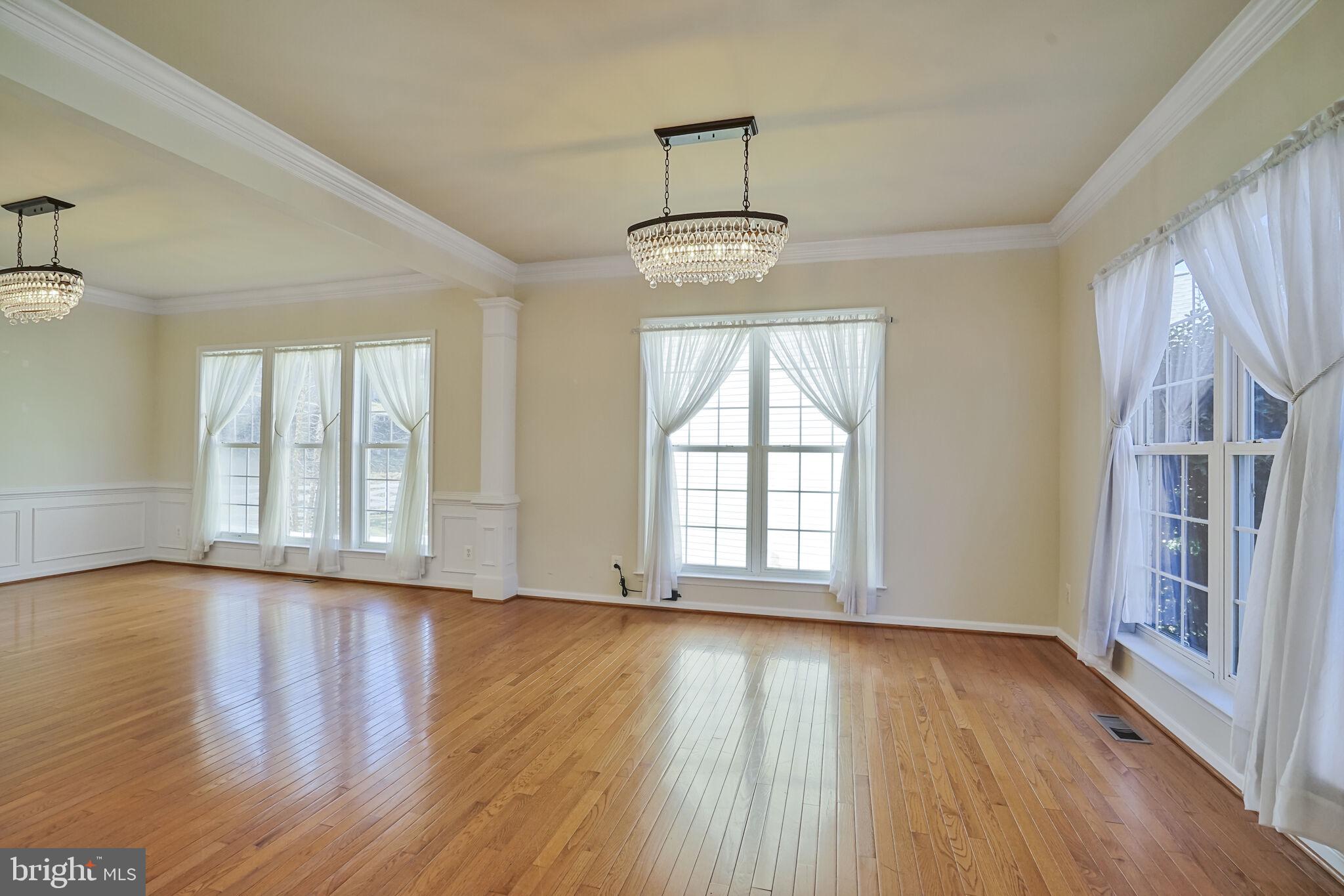 LAUREL HILL LANDBAY - Residential Lease