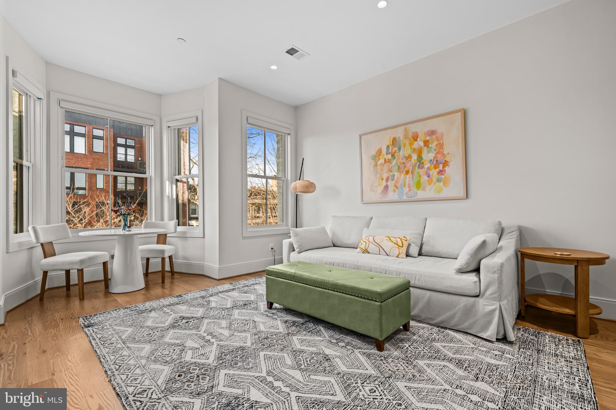 270 15TH STREET SE 301