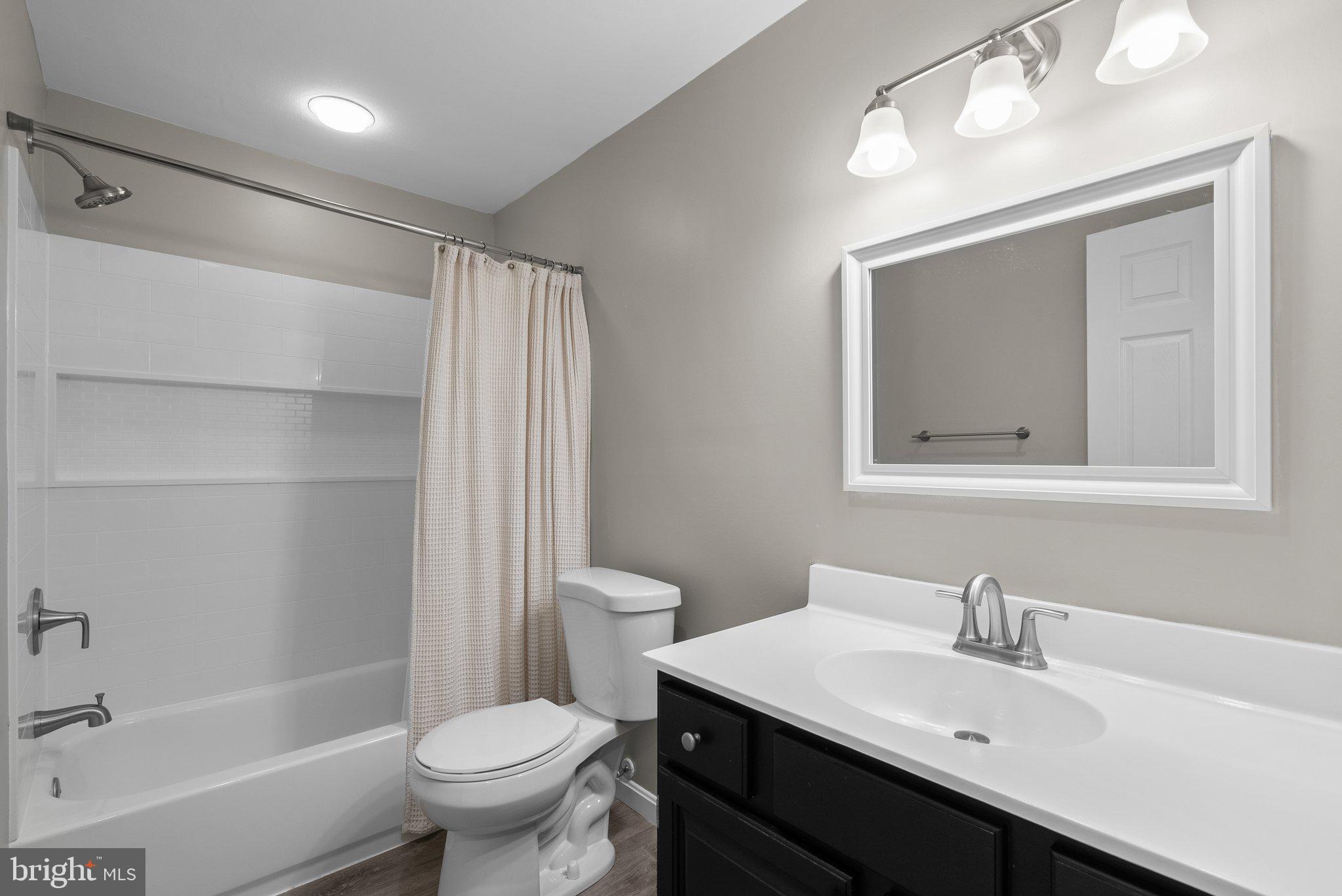 GABLE FIELD - Residential Lease