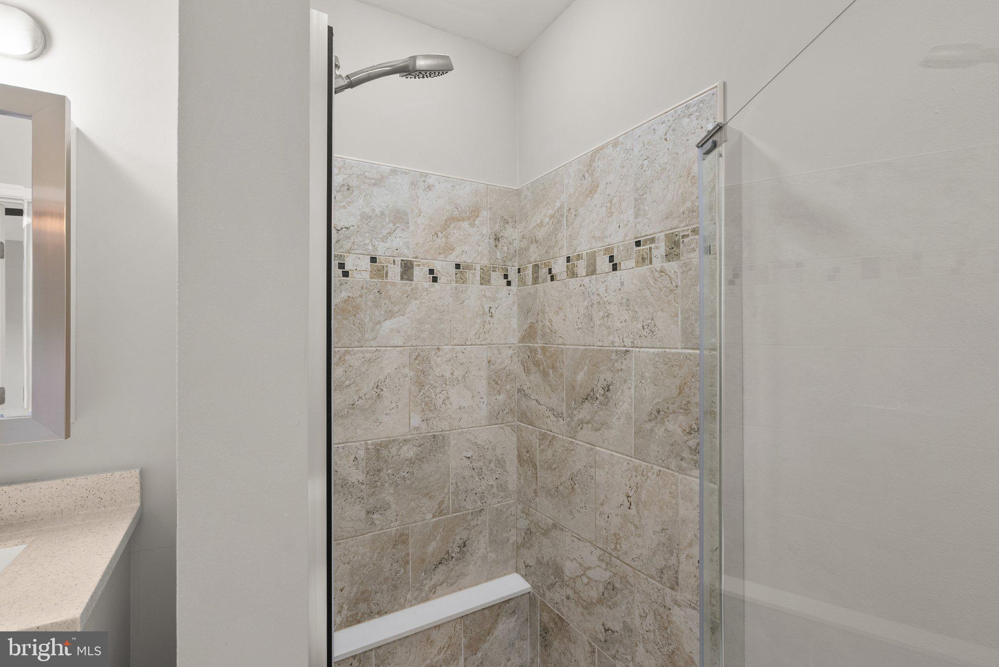 GABLE FIELD - Residential Lease