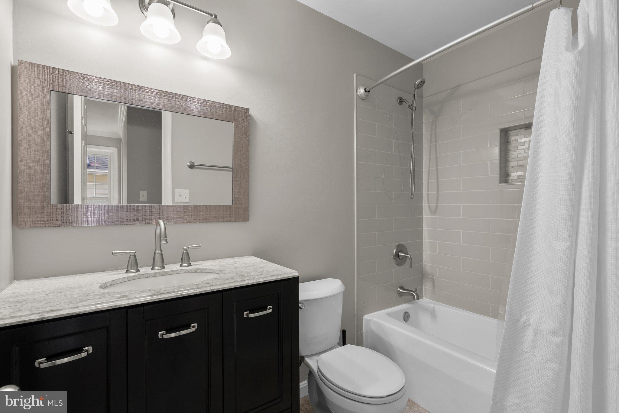 GABLE FIELD - Residential Lease