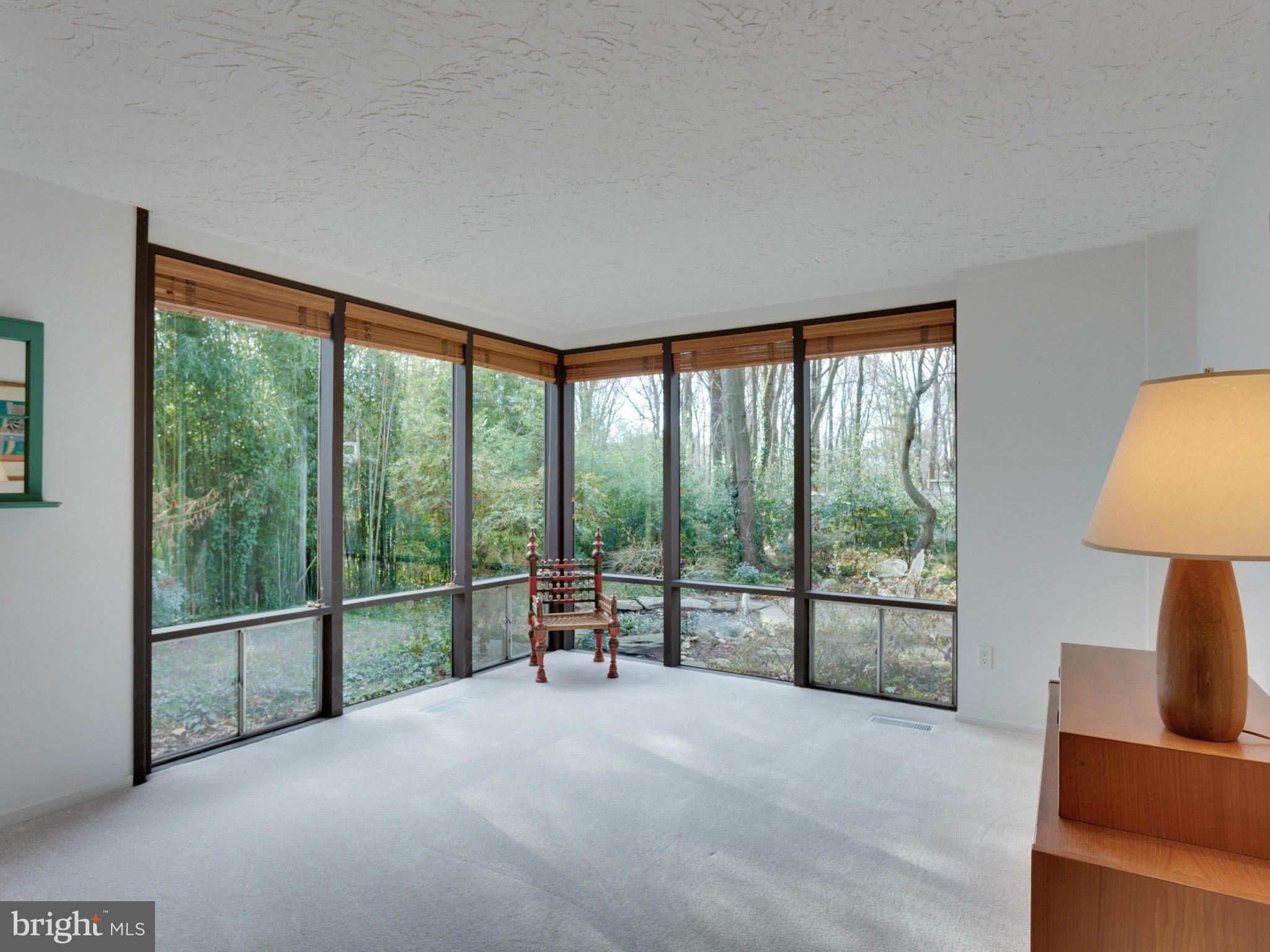 HOLLIN HILLS - Residential