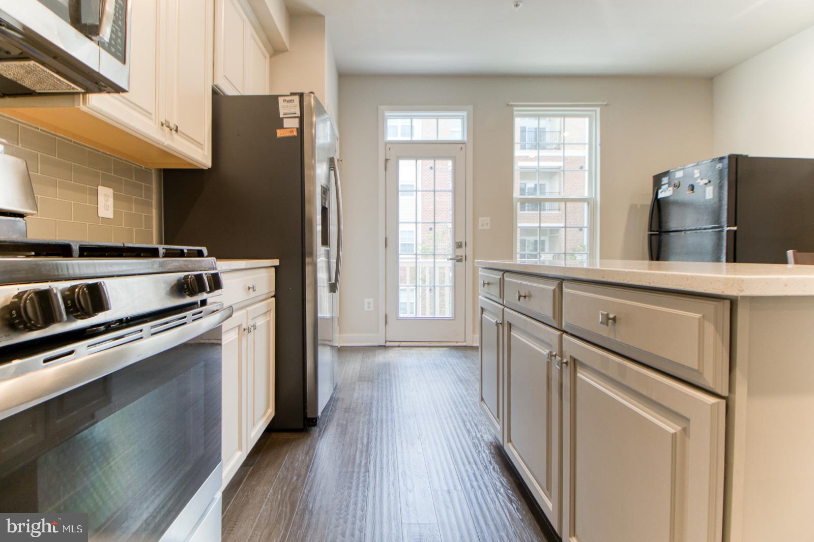 GREENBELT STATION - Residential