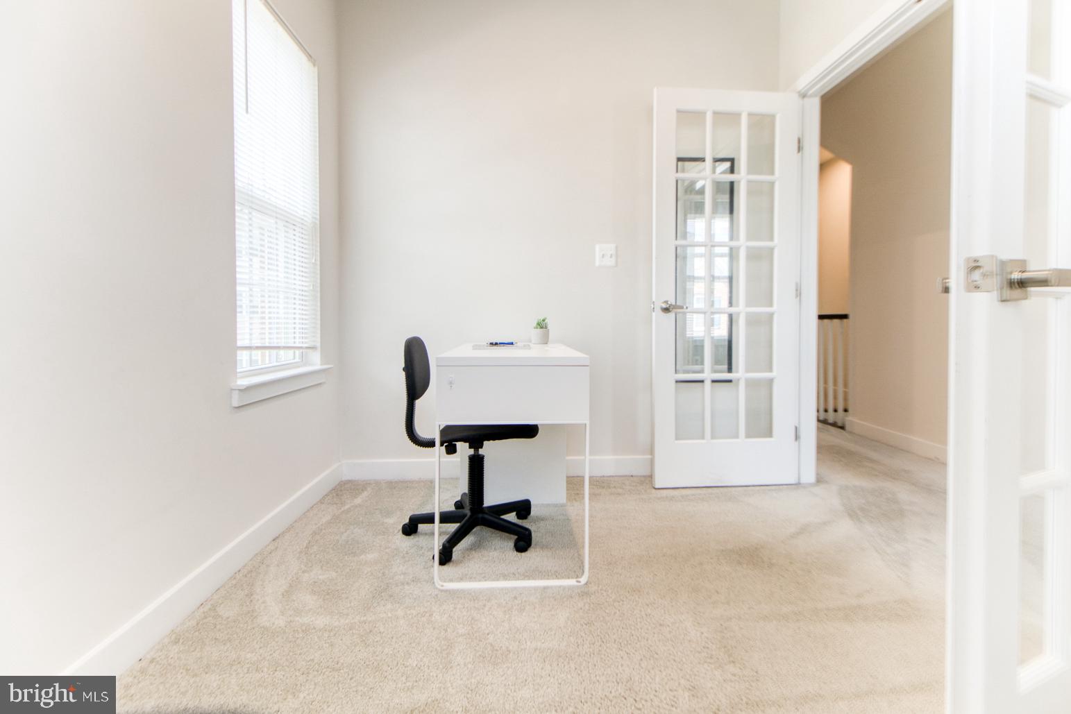 GREENBELT STATION - Residential