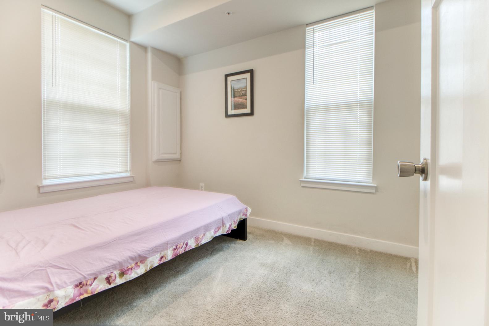 GREENBELT STATION - Residential