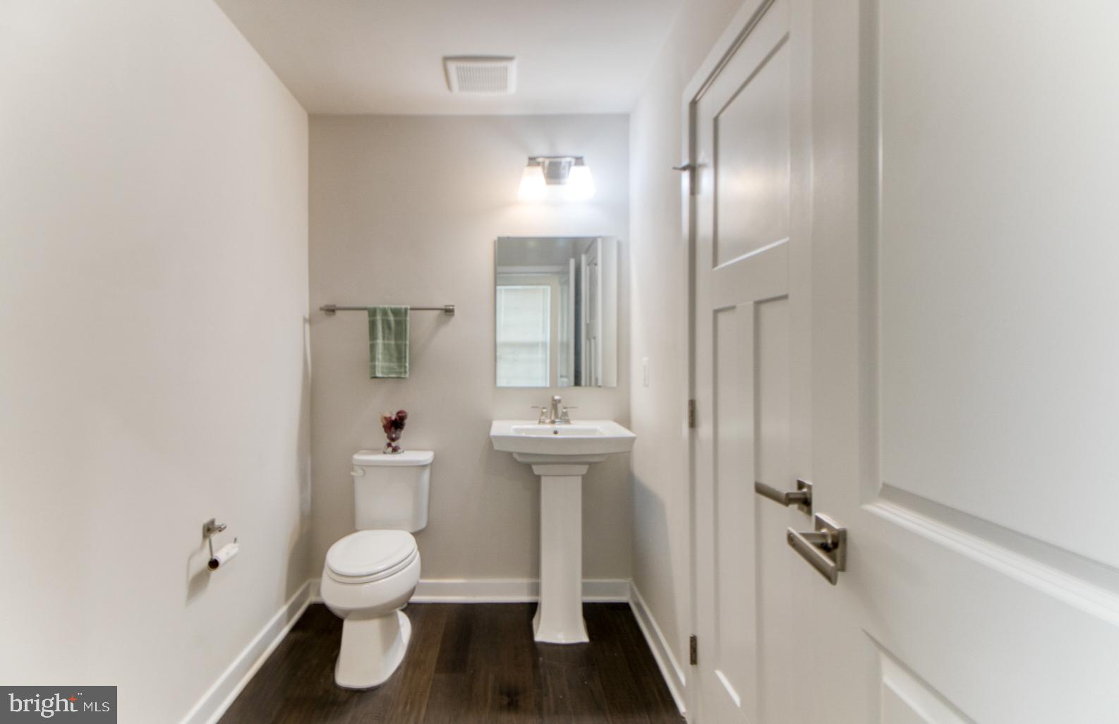 GREENBELT STATION - Residential