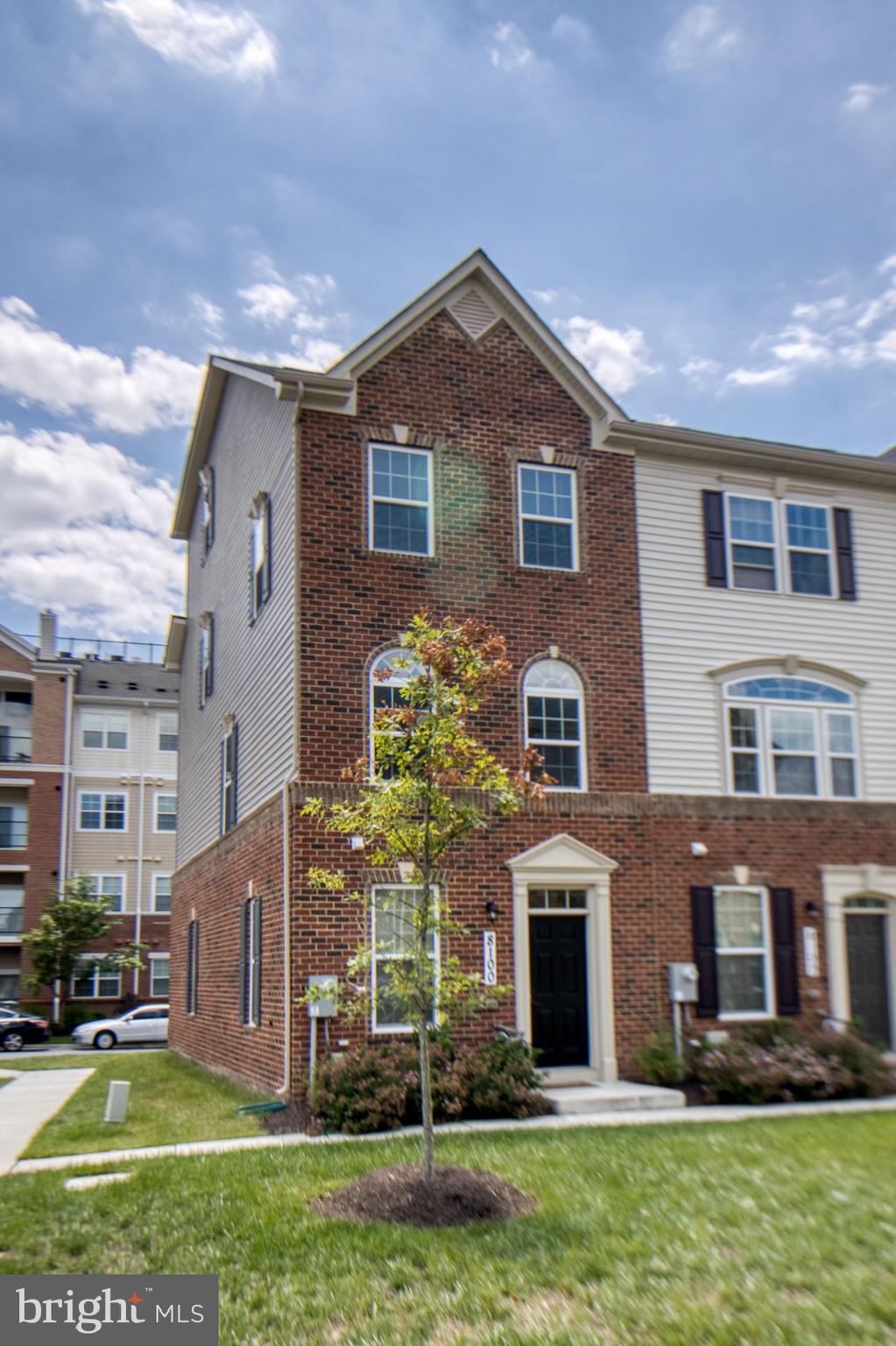 GREENBELT STATION - Residential