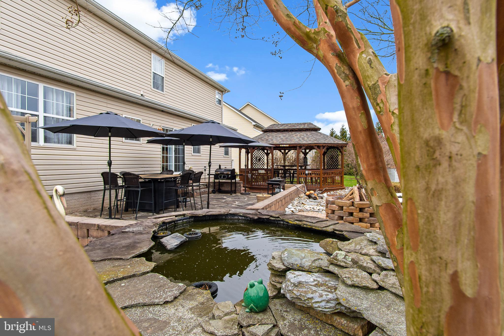 SOUTHGATE - Residential