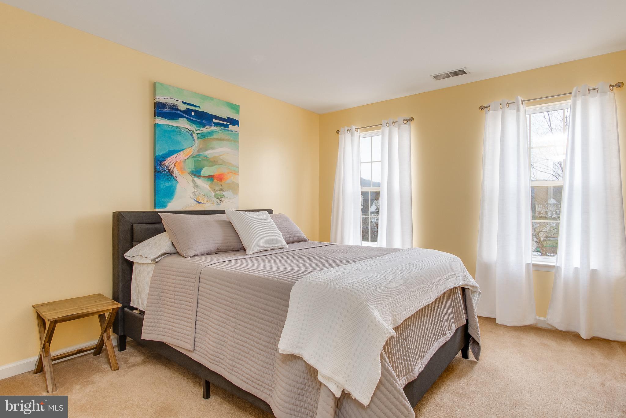 SOUTHGATE - Residential