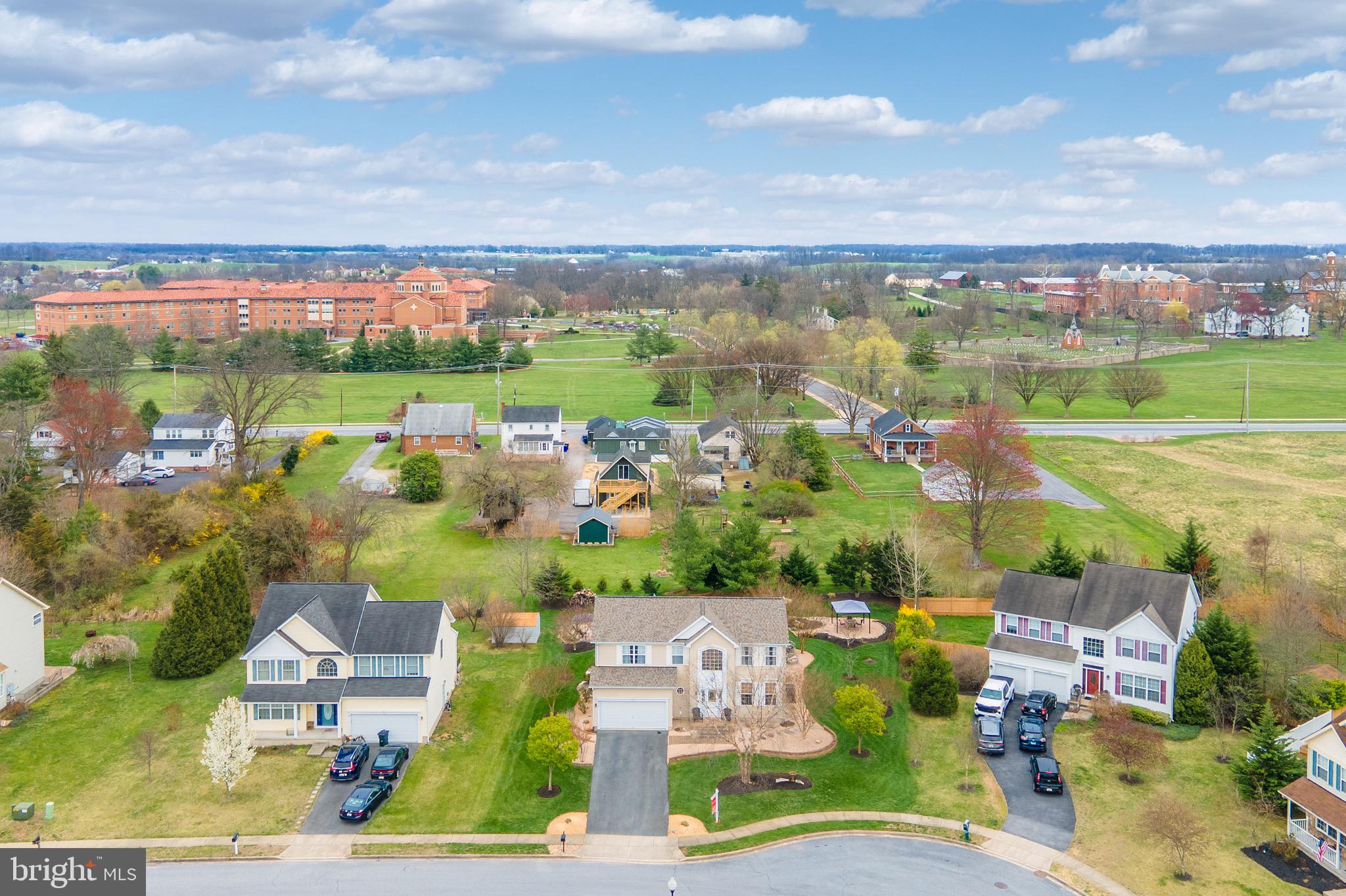 SOUTHGATE - Residential