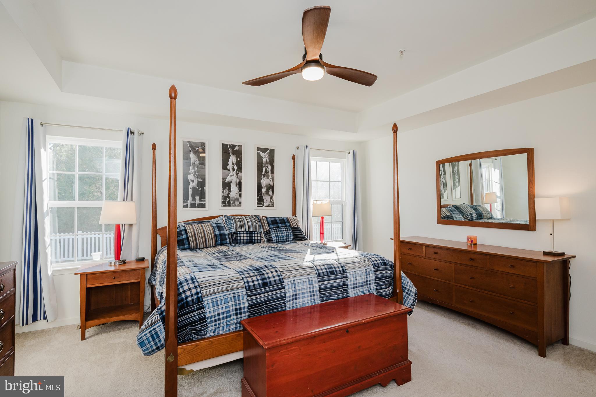 LONGBOAT ESTATES - Residential