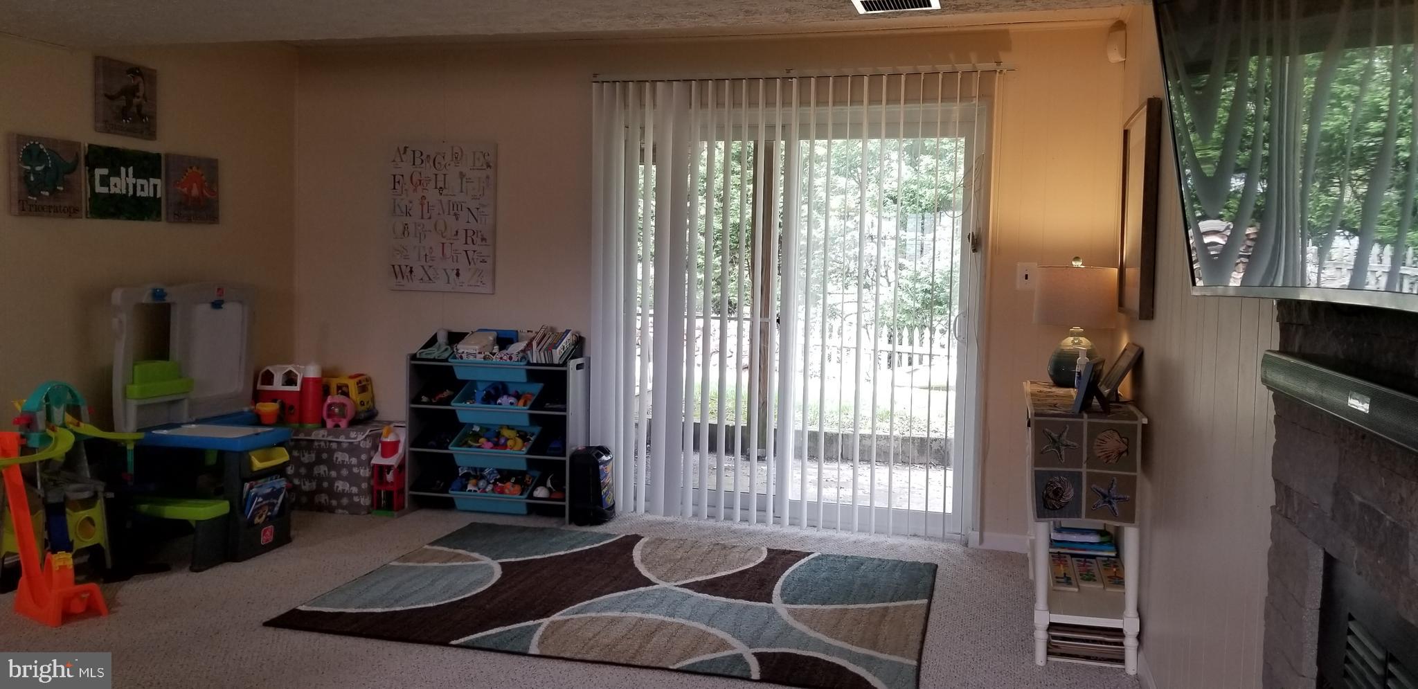 TREVOR WOODS - Residential