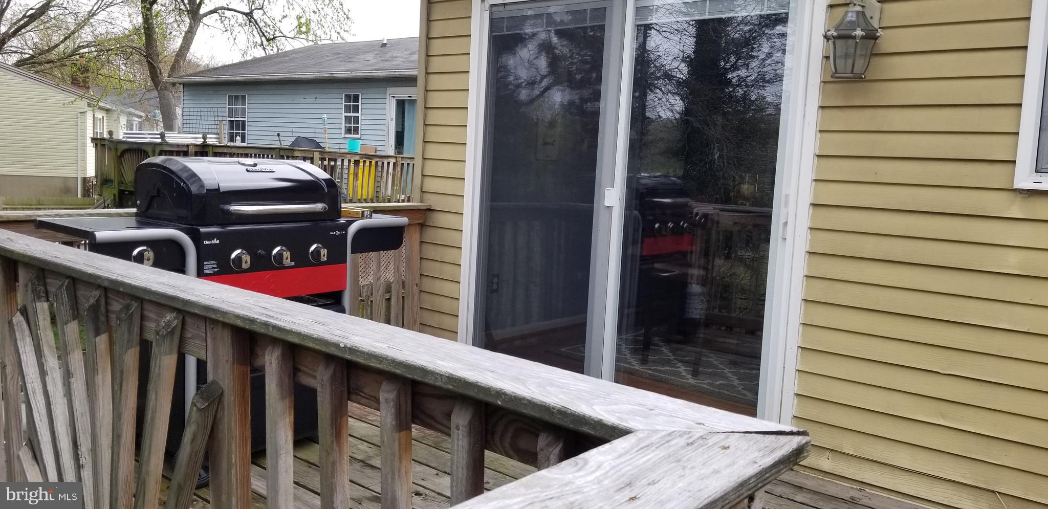 TREVOR WOODS - Residential