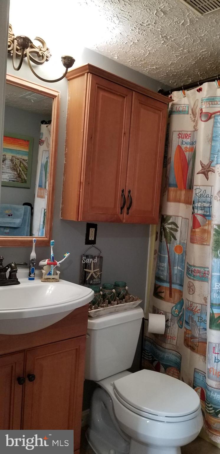 TREVOR WOODS - Residential