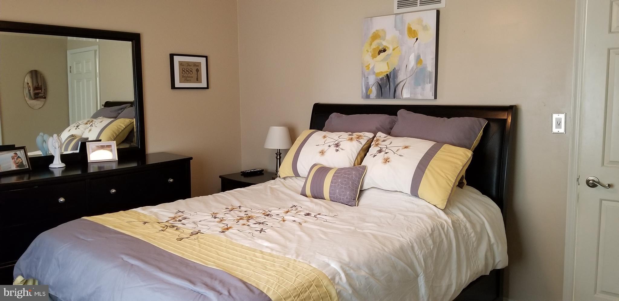 TREVOR WOODS - Residential