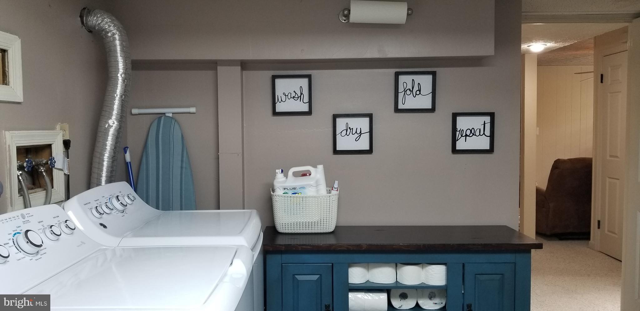 TREVOR WOODS - Residential