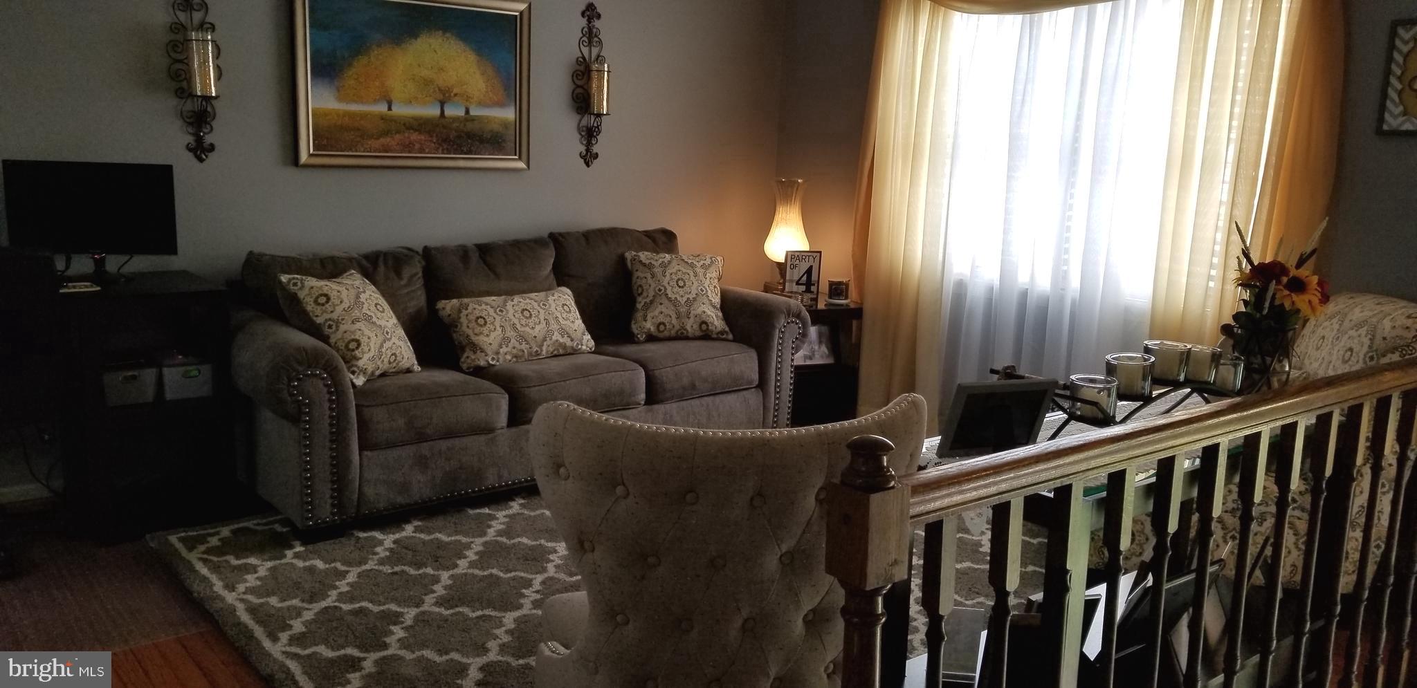 TREVOR WOODS - Residential