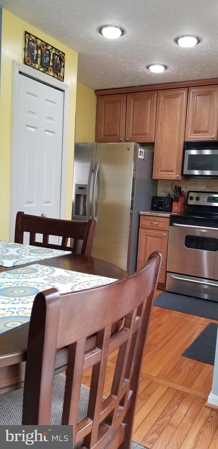 TREVOR WOODS - Residential