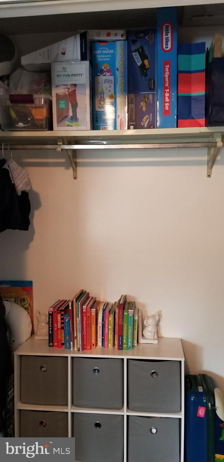 TREVOR WOODS - Residential