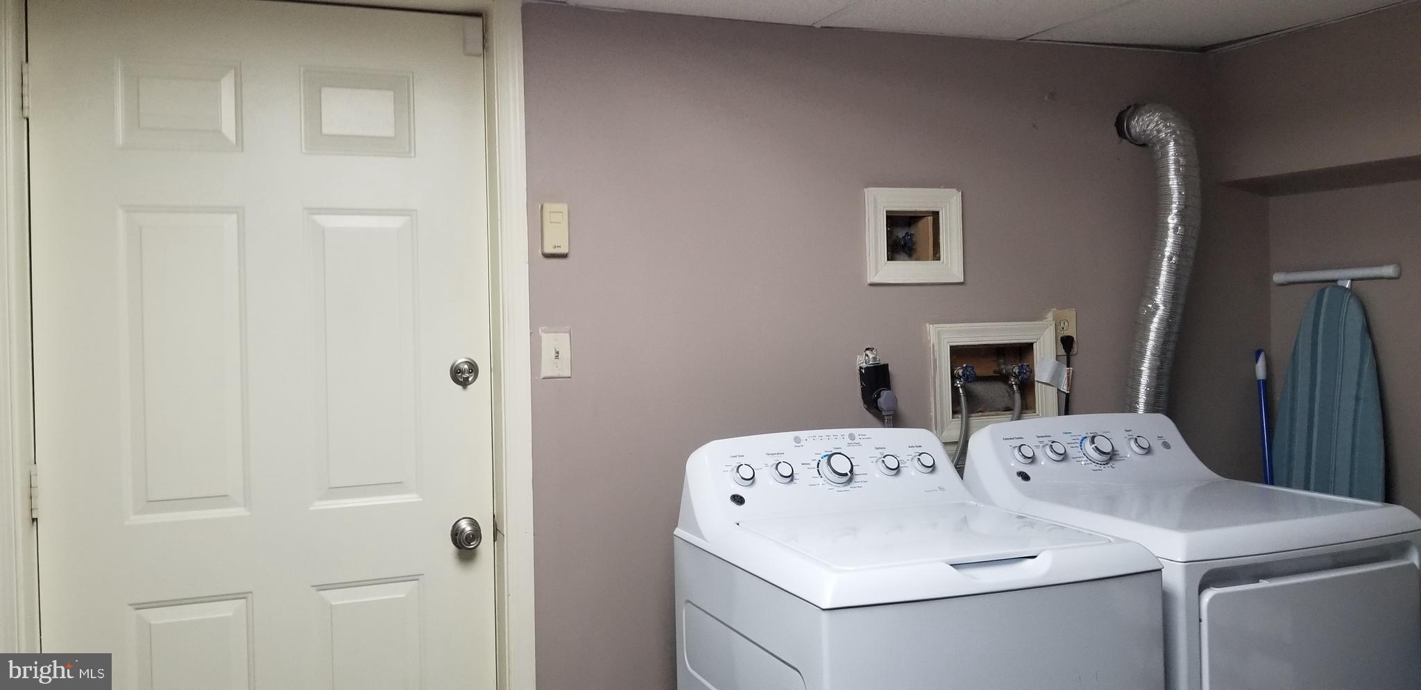 TREVOR WOODS - Residential