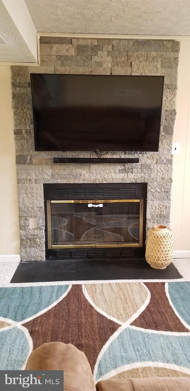 TREVOR WOODS - Residential