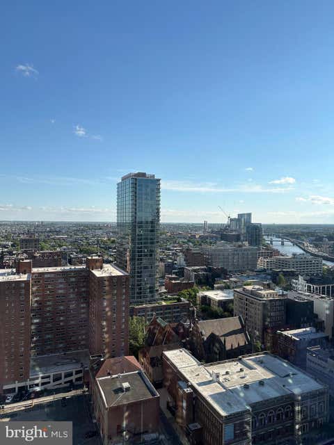 Condo For Sale - 2101 Market Street #2405<br/> PHILADELPHIA, PA 19103