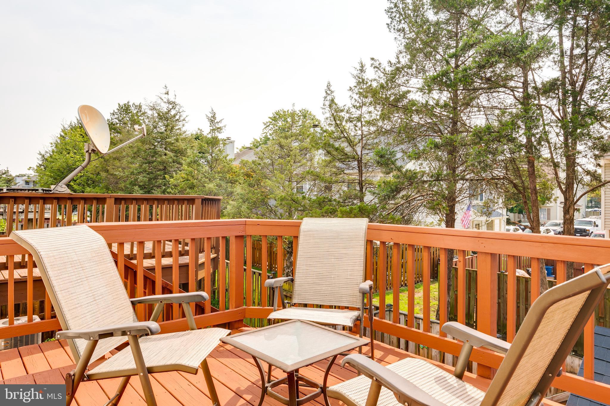 SACRAMENTO MEWS - Residential