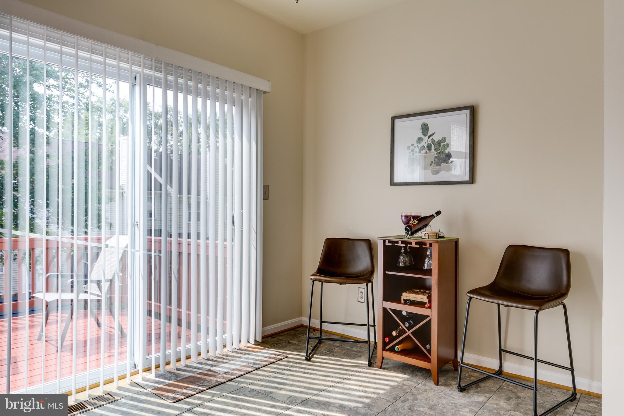 SACRAMENTO MEWS - Residential