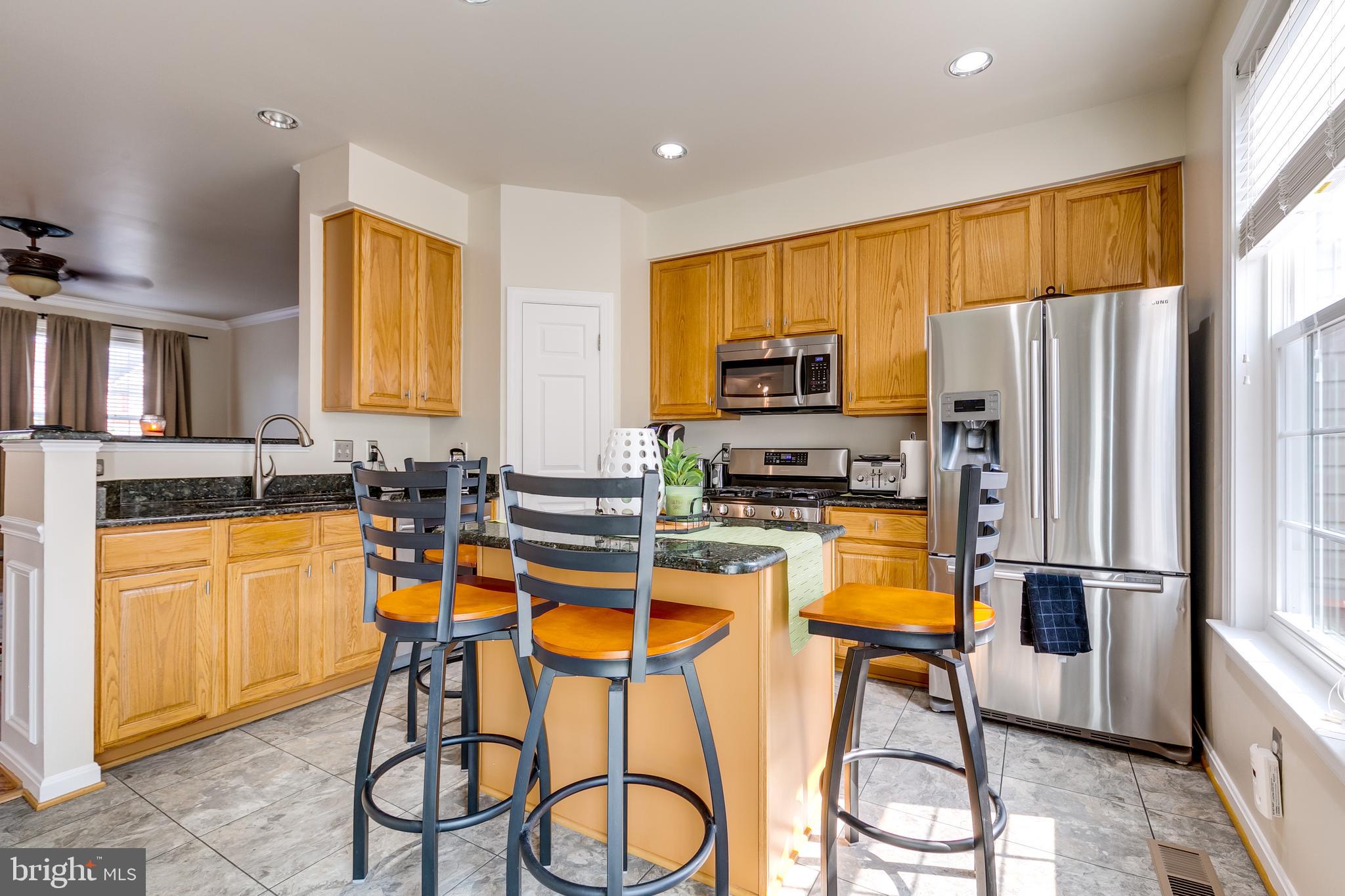 SACRAMENTO MEWS - Residential