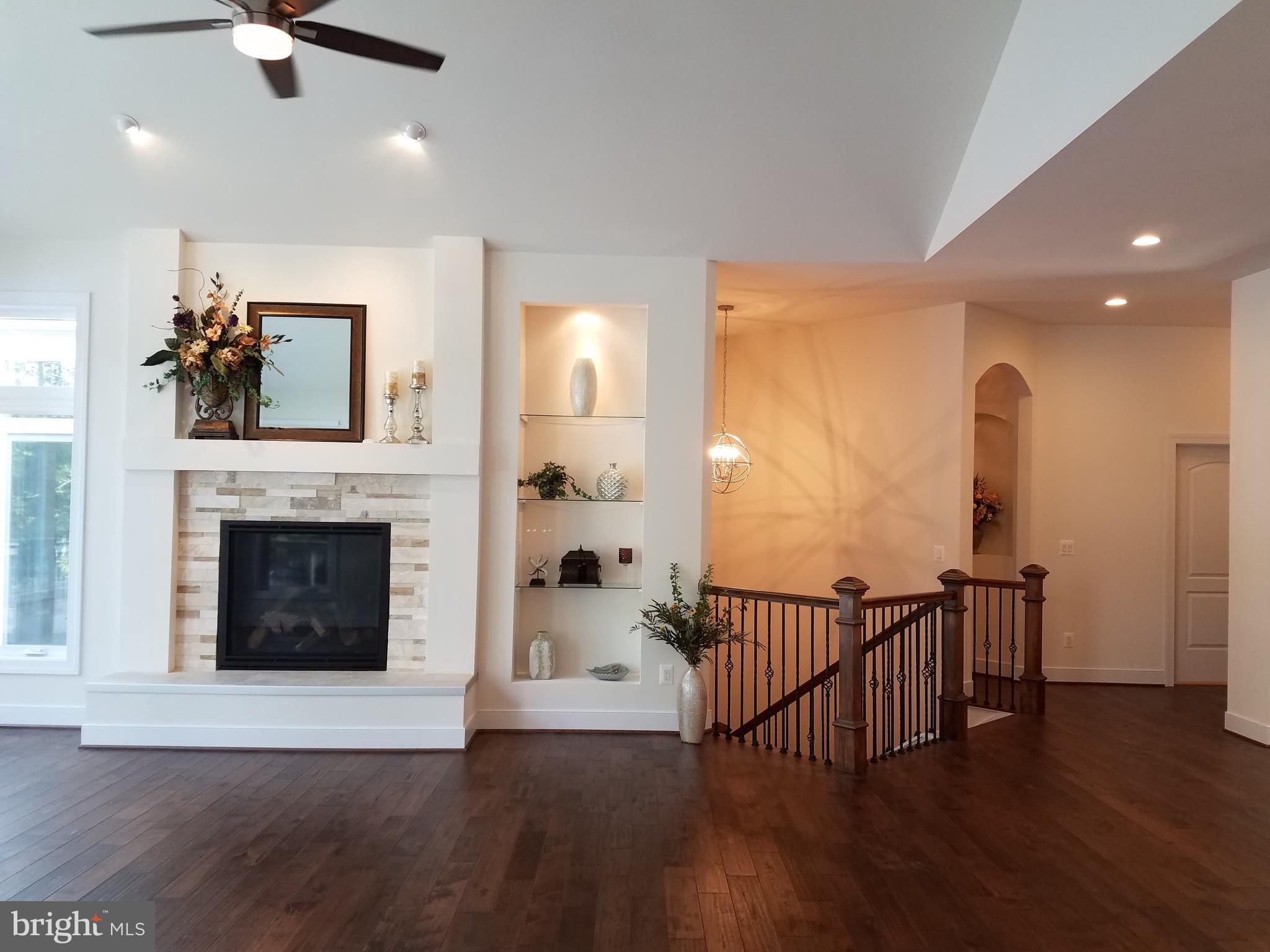 LAKE OF THE WOODS - Residential