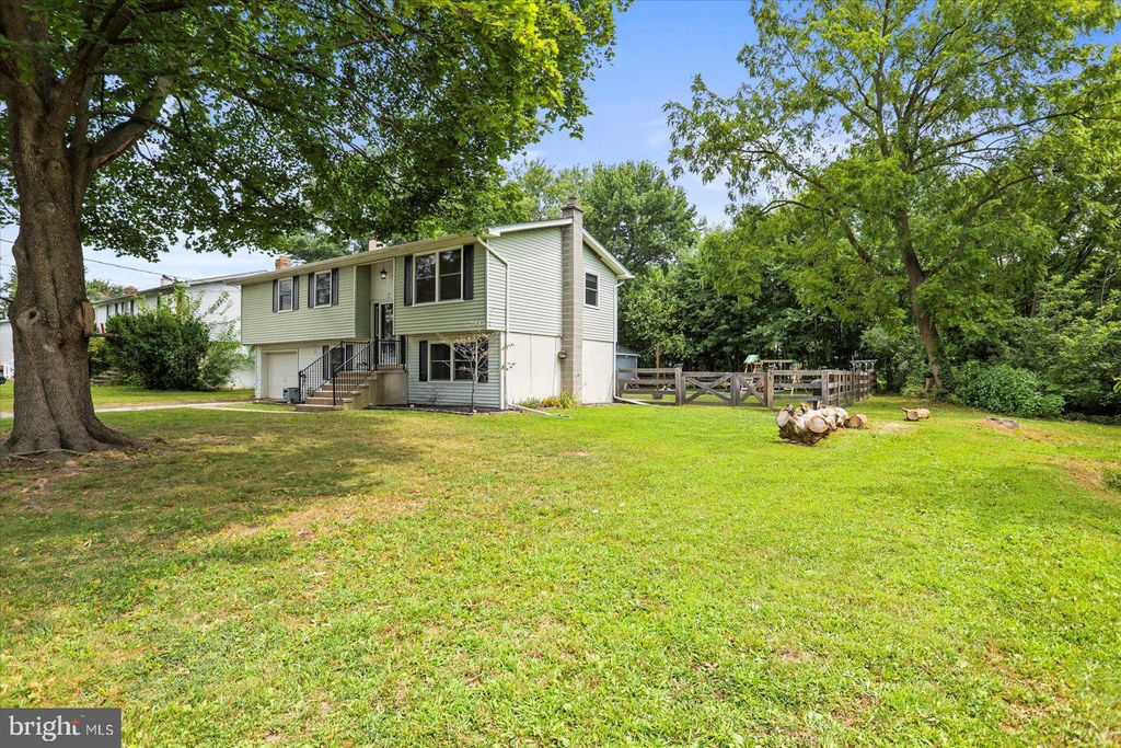 Photo of 30 Sherman Street, HANOVER, PA 17331 (MLS # PAYK2087606)