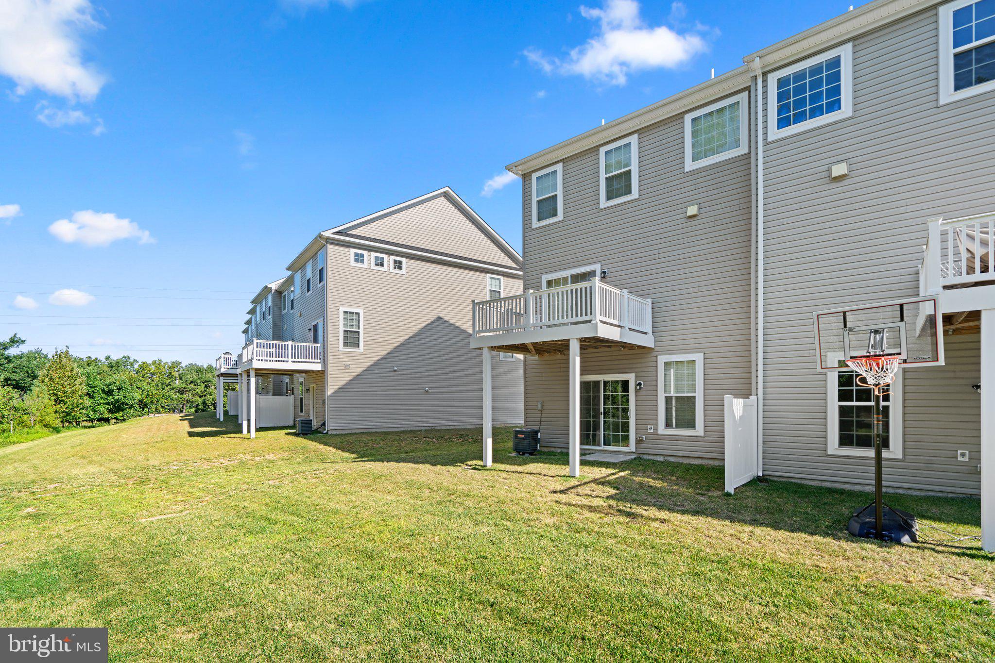 BALLARD GREEN - Residential