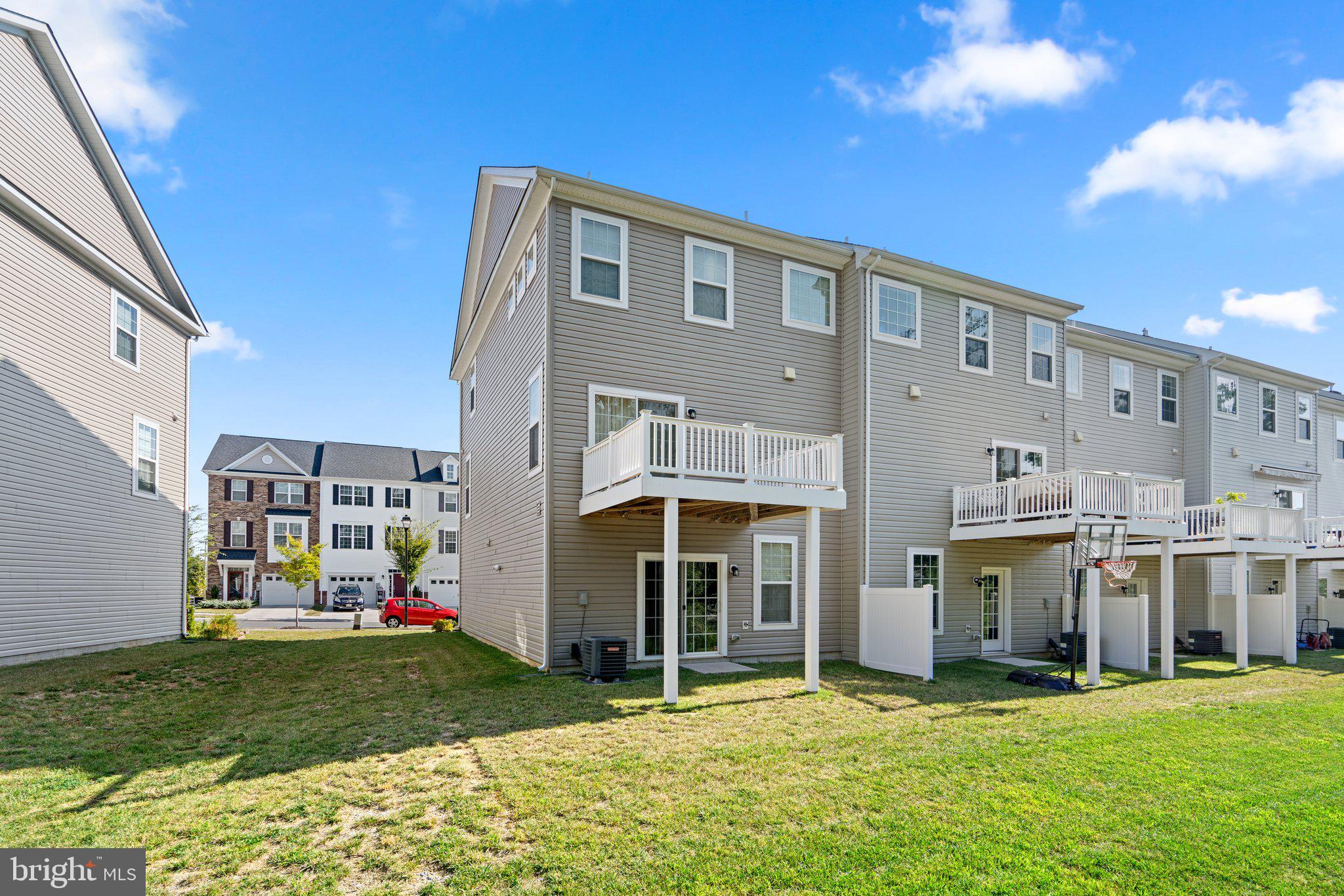 BALLARD GREEN - Residential