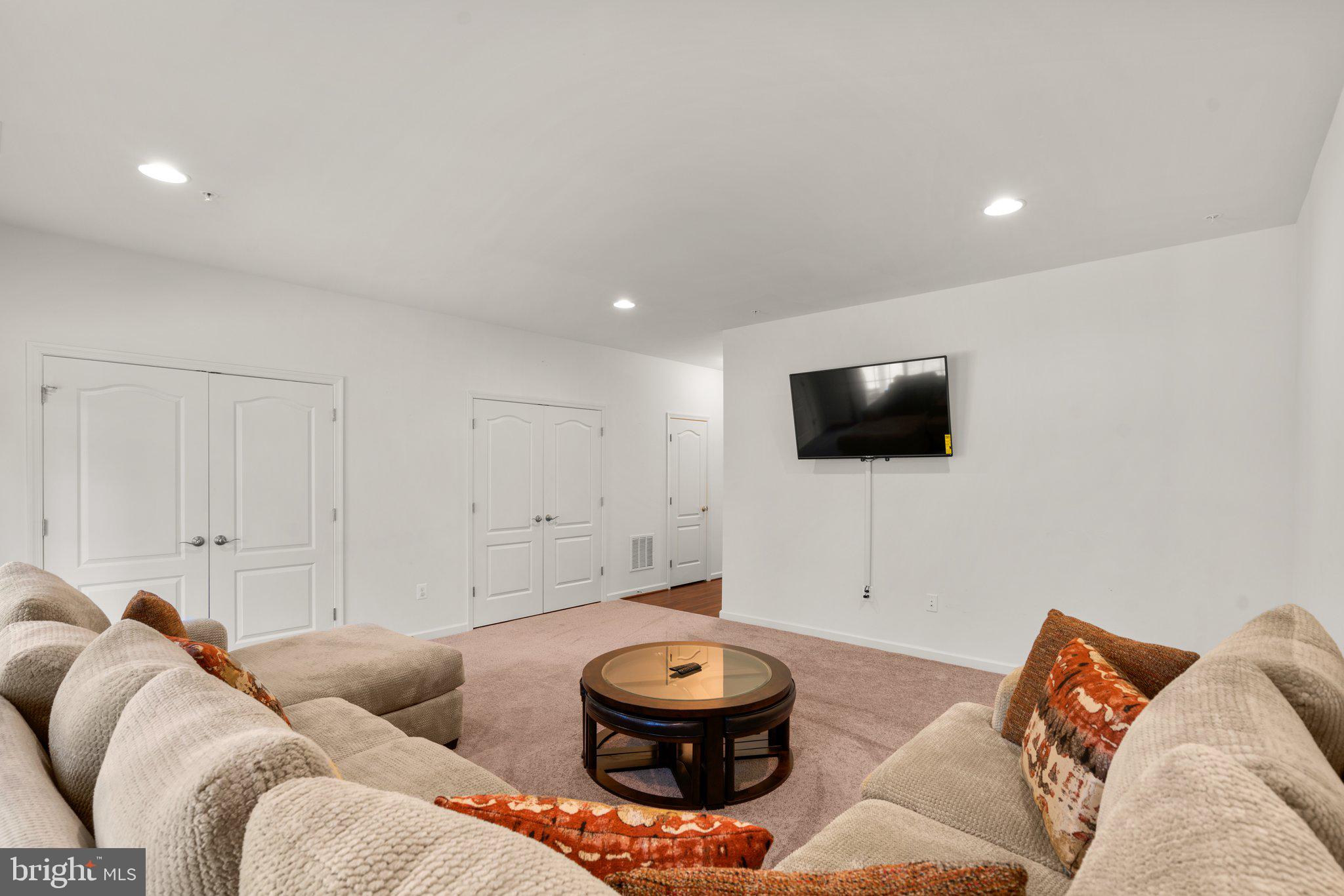 BALLARD GREEN - Residential