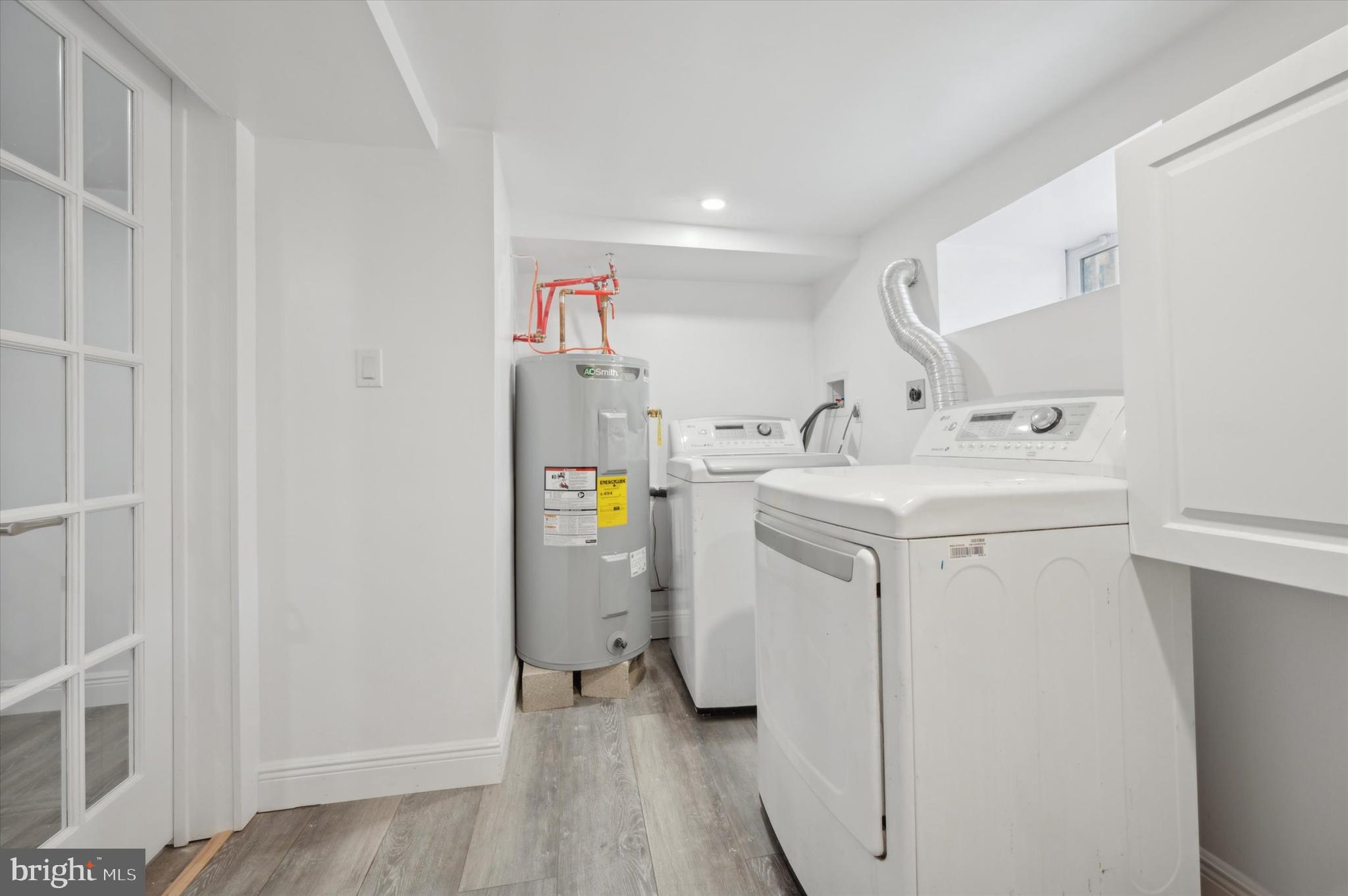 WEST OAK LANE - Residential