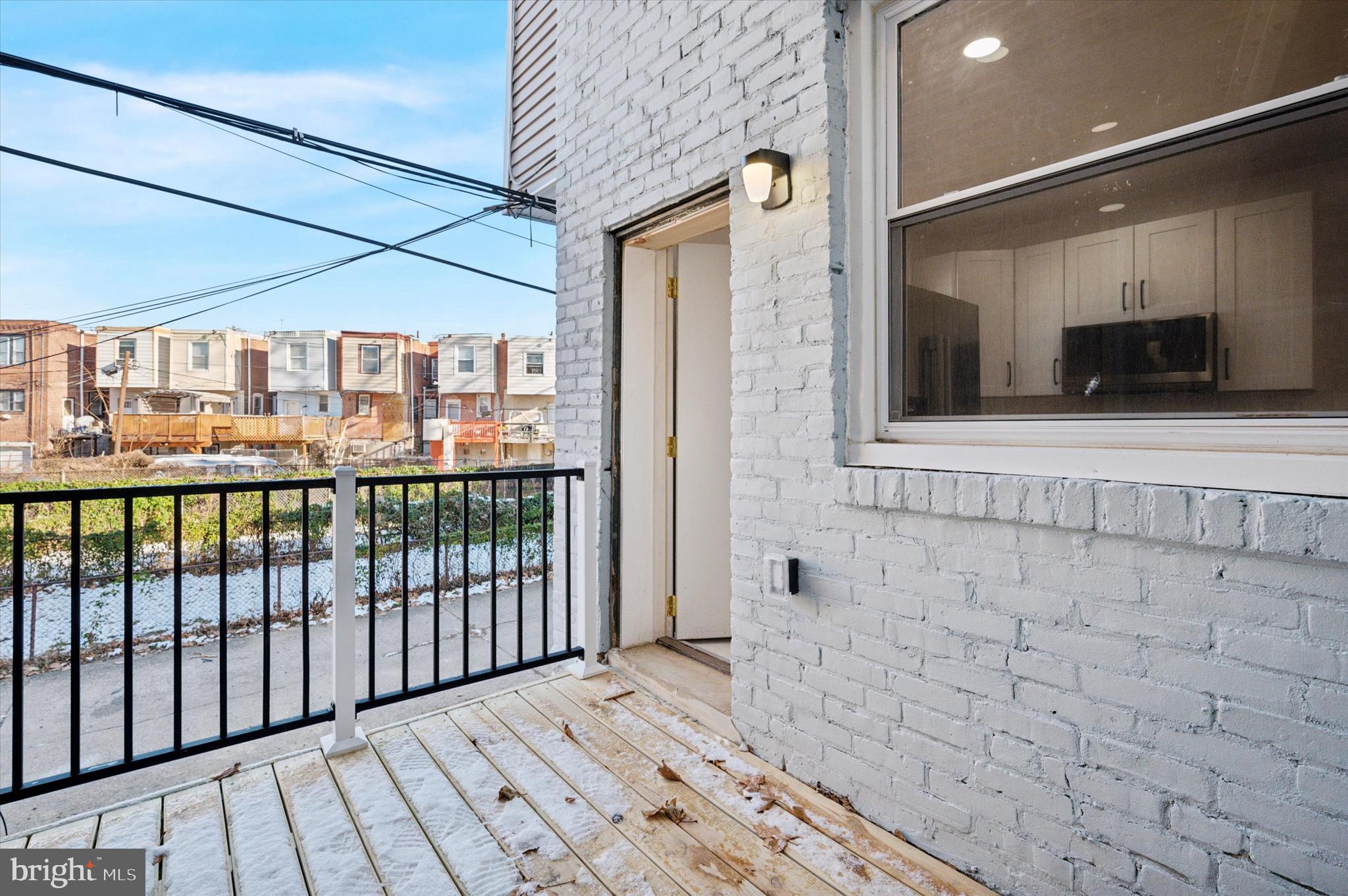 WEST OAK LANE - Residential