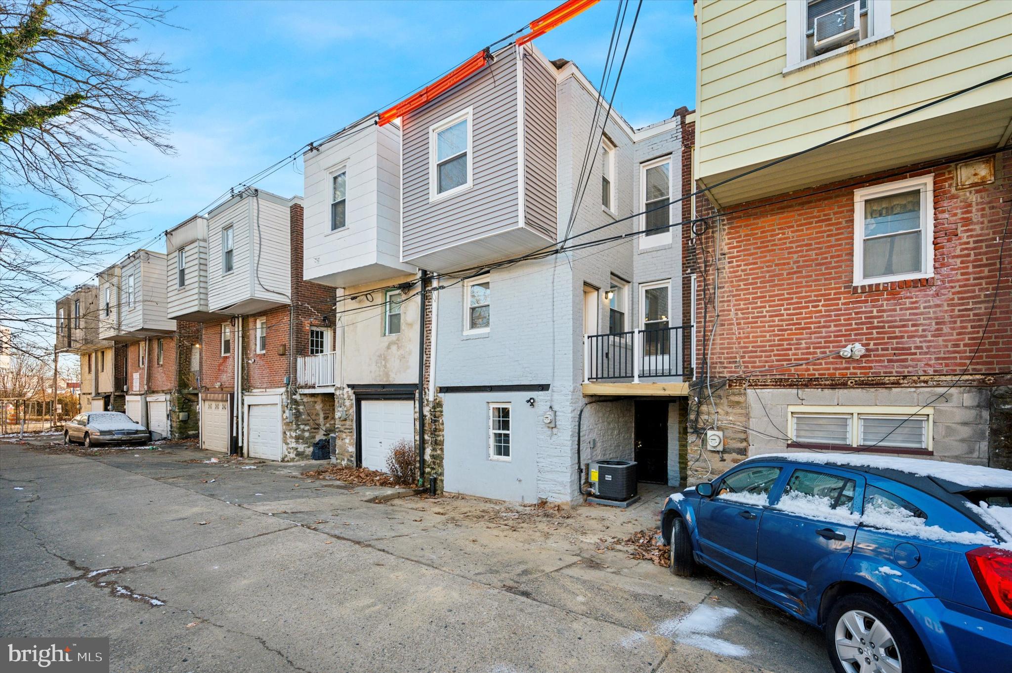 WEST OAK LANE - Residential