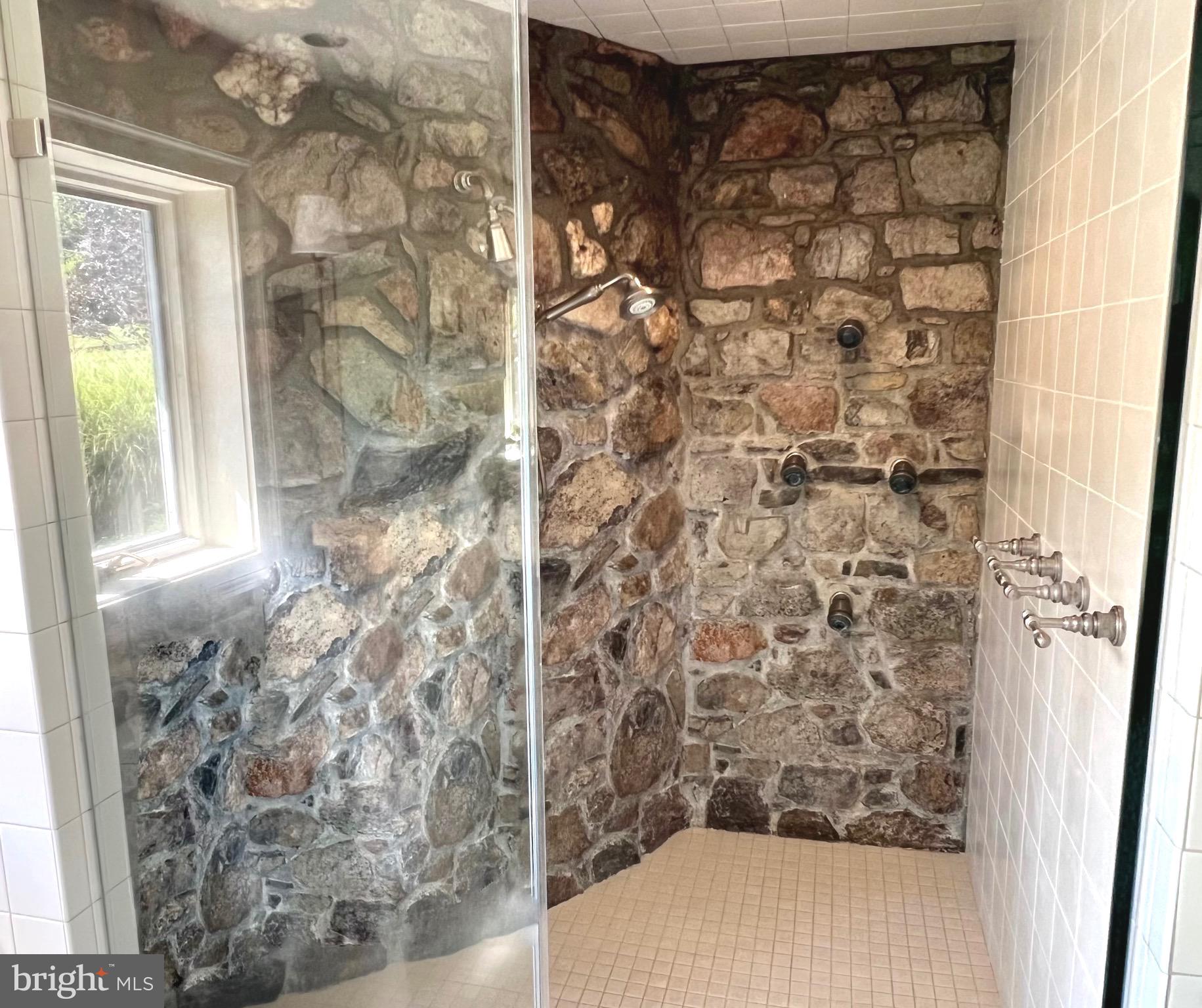 BELLEVUE FARMS - Residential