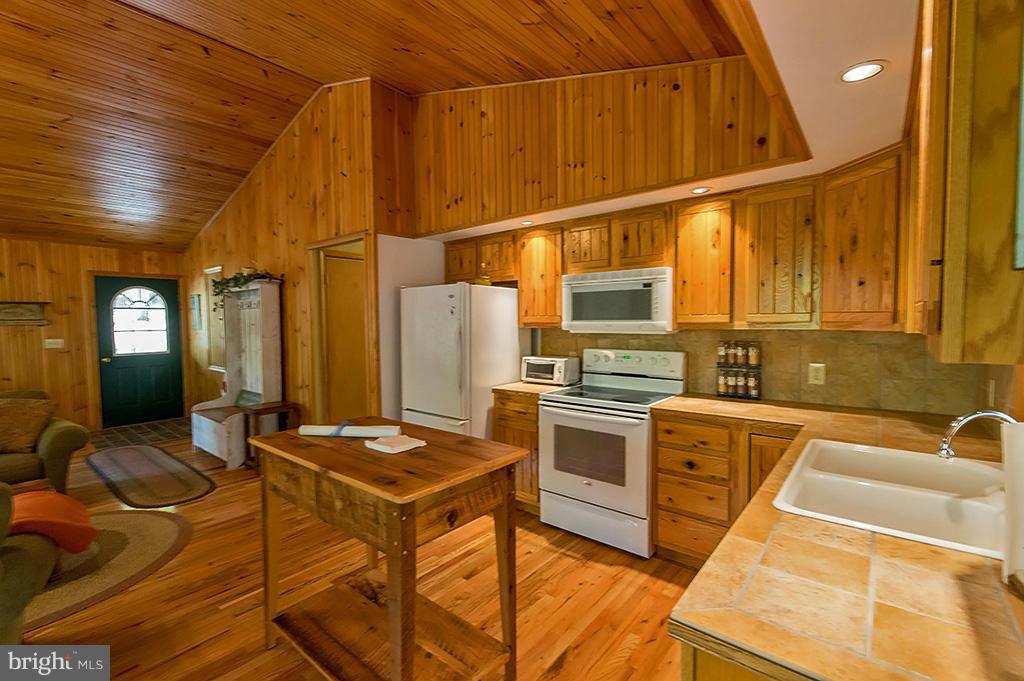 RIVER RIDGE - Residential