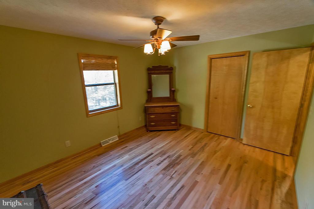 RIVER RIDGE - Residential